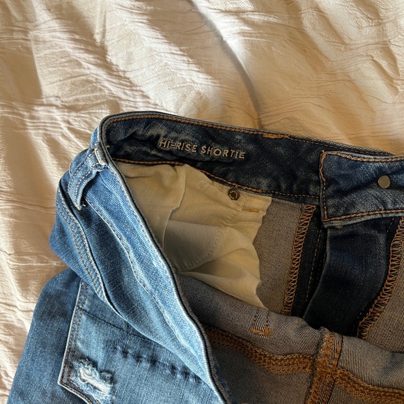 American Eagle Shorts - Picture 3 of 4